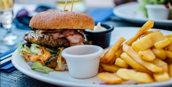 
					Cheesy Burger With Fried Special Dish