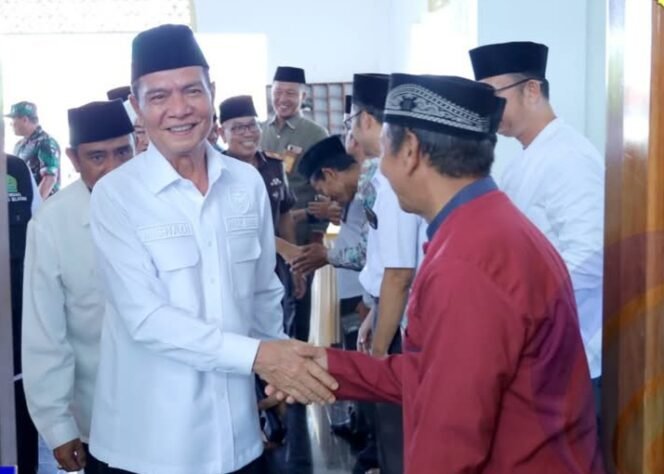 
					Wakil Bupati OKU Selatan H Misnadi Buka Manasik Haji Tingkat Kabupaten OKU Selatan 1446 H/2025 M