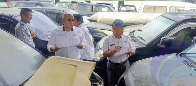 
					Pemeriksaan dan Persiapan Pelelangan Barang Milik Daerah Kabupaten OKU Selatan oleh Tim Asisten Administrasi dan Umum