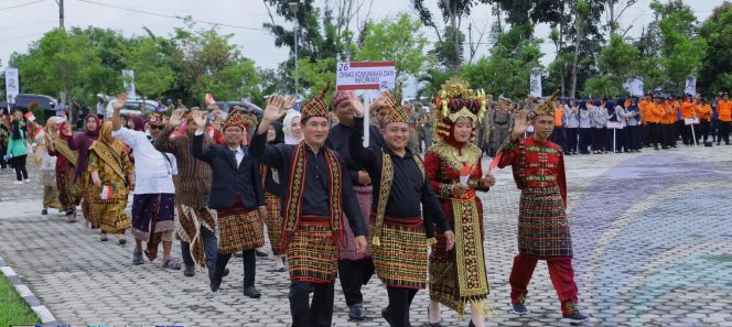 
					PAWAI WARNA-WARNI MERIAHKAN HARI JADI KE-22 OKU SELATAN, BUPATI AJAK PENGUATAN KEBERSAMAAN DAN PEMBANGUNAN BERKELANJUTAN