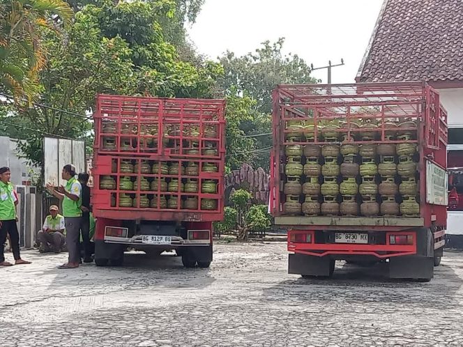
					Jaga Stabilitas Harga dan Ketersediaan, Pemkab dan Hiswana Migas Operasi Pasar LPG 3 Kg di OKU Selatan