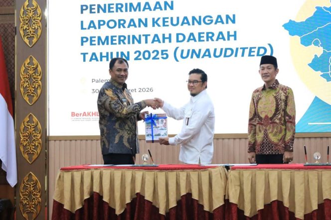 
					Bupati OKU Selatan Tegaskan Komitmen Transparansi dengan Penyerahan LKPD TA 2025 ke BPK RI Sumsel