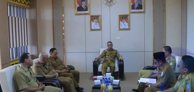 
					Sekda OKU Selatan Tegaskan Pentingnya Profesionalisme dan Transparansi dalam Evaluasi Kinerja Baznas