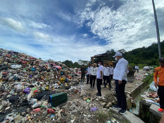 
					Sekda OKU Selatan Pantau TPA Pelawi, Perkuat Sistem Pengelolaan Sampah untuk Lingkungan Bersih dan Sehat